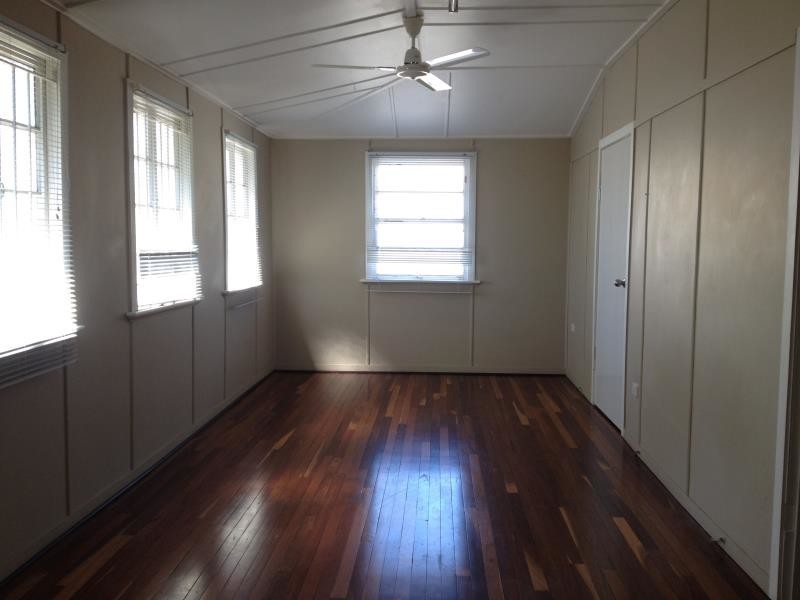 1 Meter Street, The Range QLD 4700